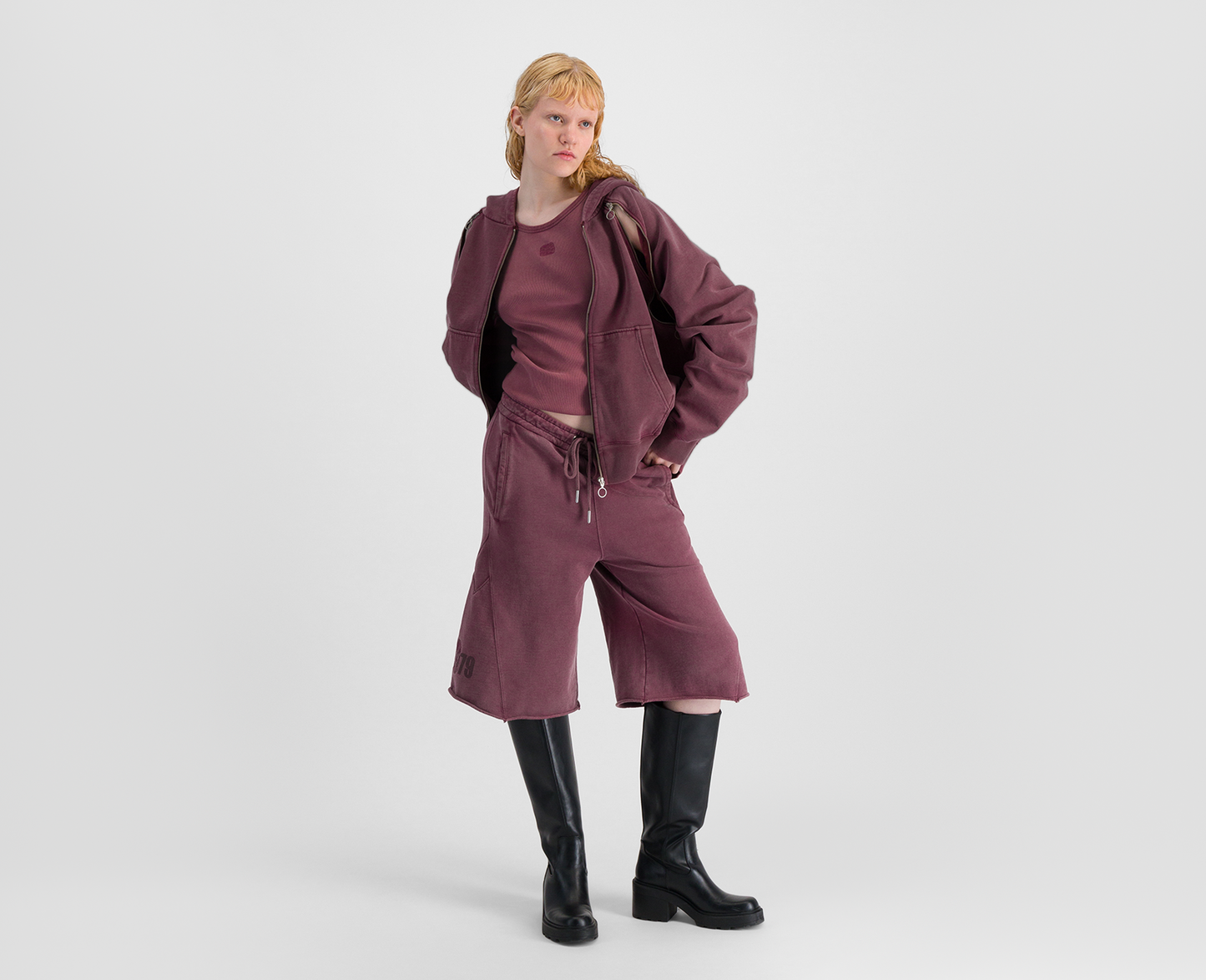 Women's 3/4 jogging pants, burgundy