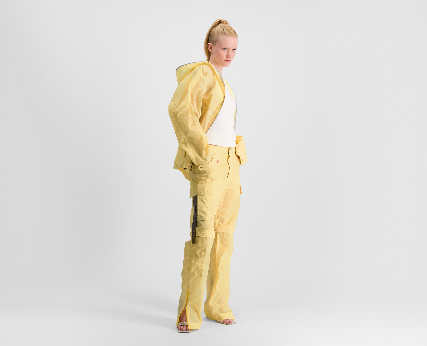 Women's lightweight cargo jacket, yellow