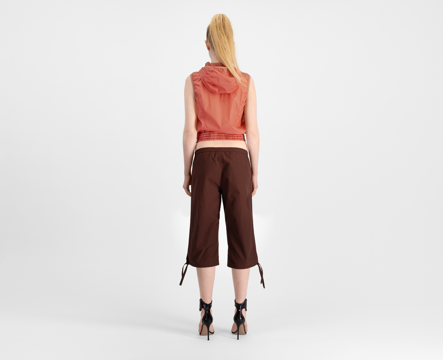 Ladies capri cargo pants, khaki