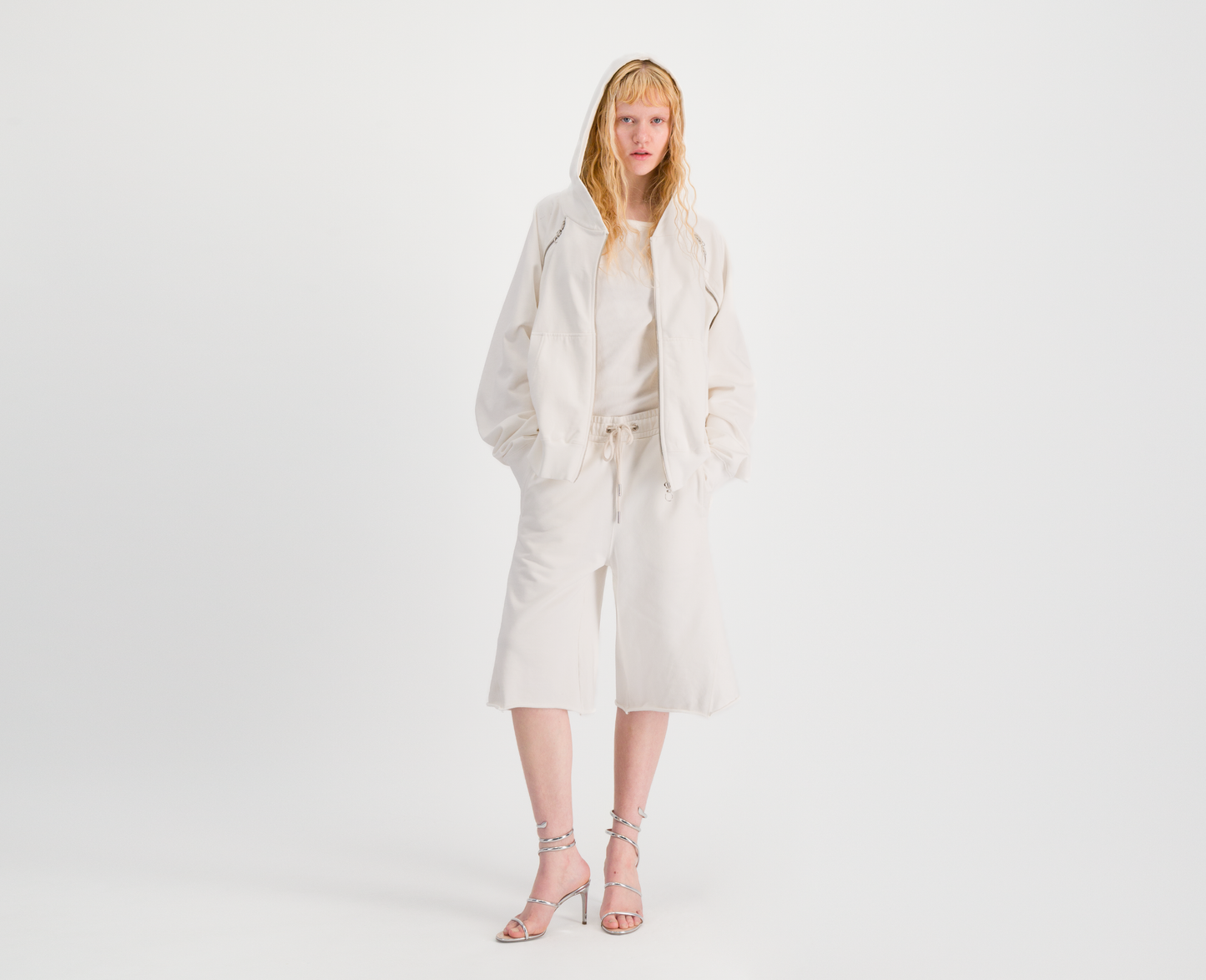 Pantaloni da jogging 3/4 da donna, bianco sporco