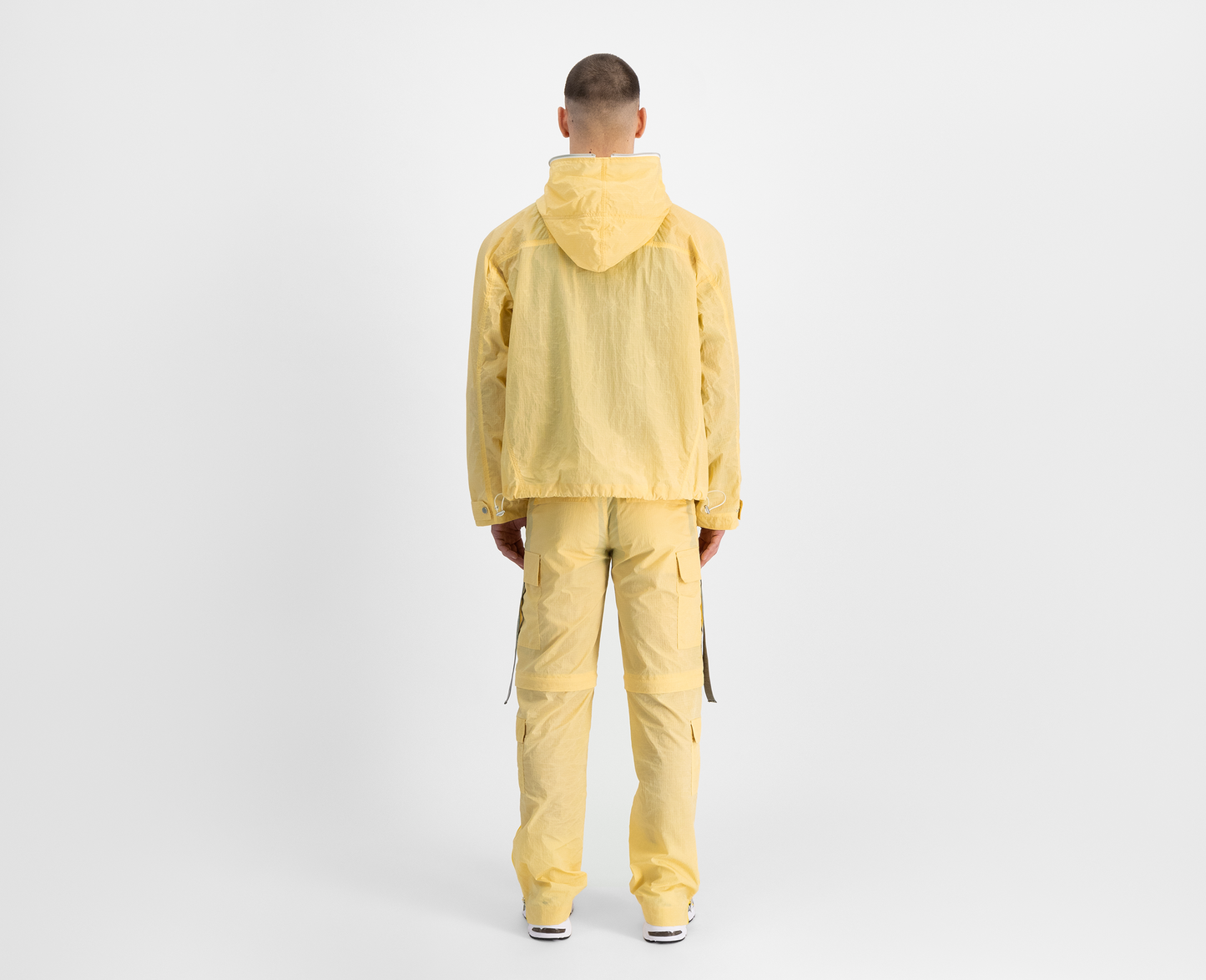  Men's lightweight cargo jacket, yellow