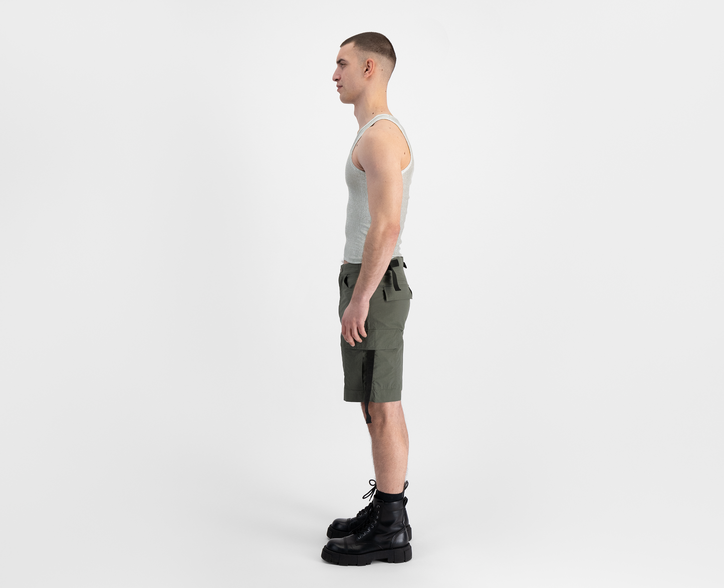 Men's cargo shorts, khaki